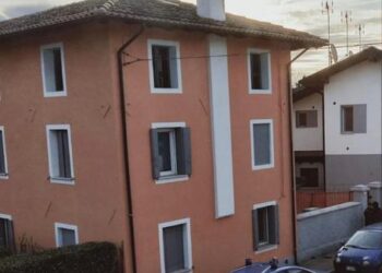 Droga:spaccio a ragazzini,sgominata banda richiedenti asilo