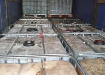 Gdf sequestra tir e 29mila litri gasolio