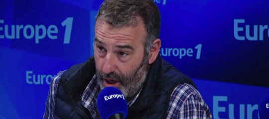 Gilet gialli: Chalencon annuncia lista per le europee