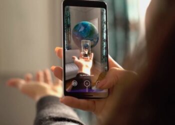 Il Big Bang a portata di smartphone con l’app del Cern – VIDEO