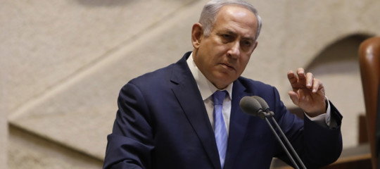 Il premier israeliano Netanyahu sarà incriminato per corruzione