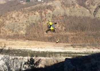 Malore in zona impervia, soccorso
