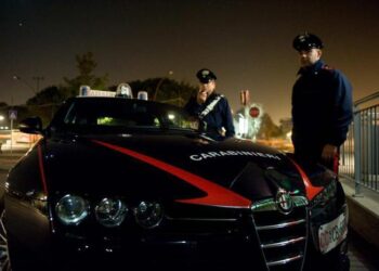 Maltratta compagna incinta, arrestato