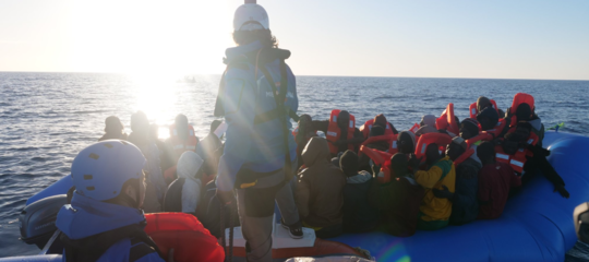 migranti mare jonio ong mediterranea