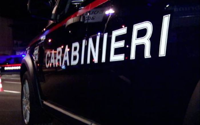 Neonato morto in giardino abitazione