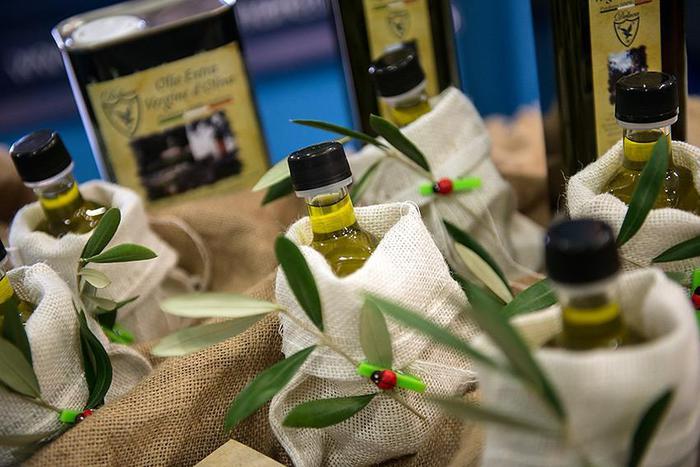 Olio Capitale: produzione cala per il maltempo, boom vendite