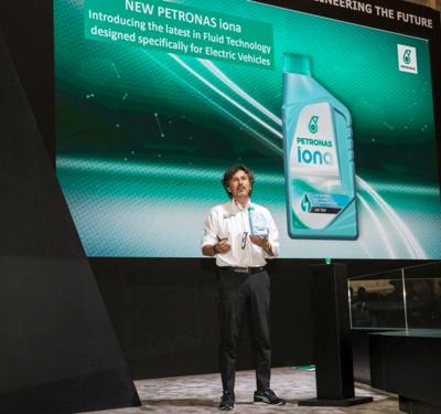 Petronas Iona, arrivano i fluidi per i veicoli elettrici