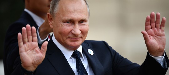 Putin firma il decreto di sospensione del Trattato Inf per il disarmo nucleare