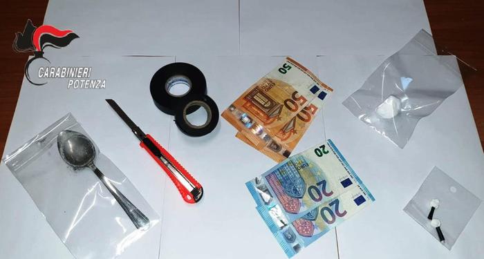 Rionero: trovato con cocaina, arrestato