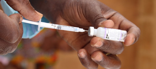 Rischia di morire a 6 anni per il tetano. Si salva. I genitori restano no-vax