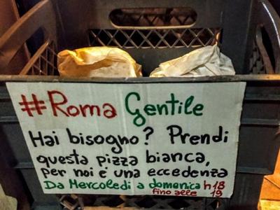 Roma, iniziativa di un pub: ‘hai bisogno? prendi questa pizza bianca'