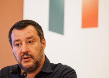 Salvini,arrestare responsabili Mar Jonio
