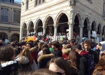 Sciopero clima: migliaia in piazza in Fvg