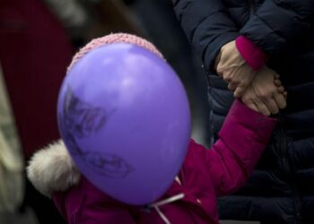 Vaccini, tensioni per bimba esclusa