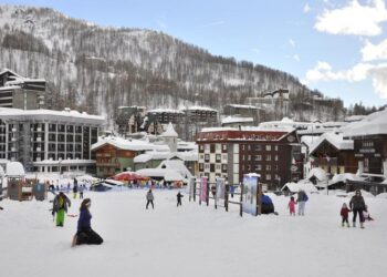 Valanga vicino a Cervinia, soffio lambisce paese