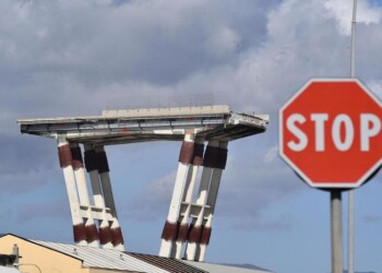 Via a operazioni cantiere costruzione nuovo viadotto