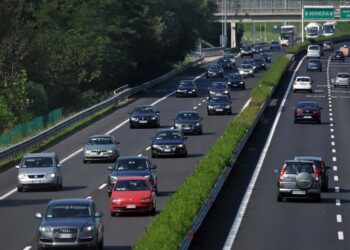 Viabilità: forte disagi A4 per incidente e traffico