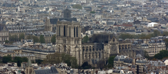 notre dame incendio allarmi protezione