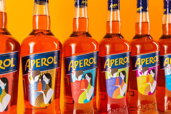 Aperol, è festa per i cento anni dell’aperitivo italiano