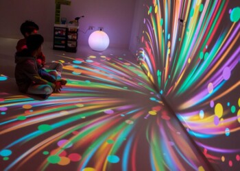 Autismo, apre la stanza ‘magica’ per i bimbi di periferia