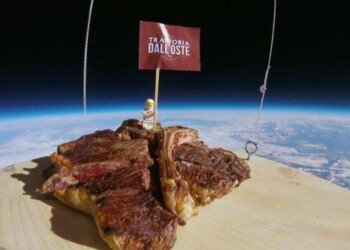 Bistecca alla Fiorentina nello spazio