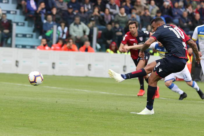 Calcio: Cagliari-Frosinone 1-0