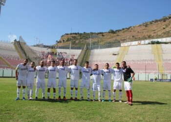 Calcio: Nocerina-Bari 1-0