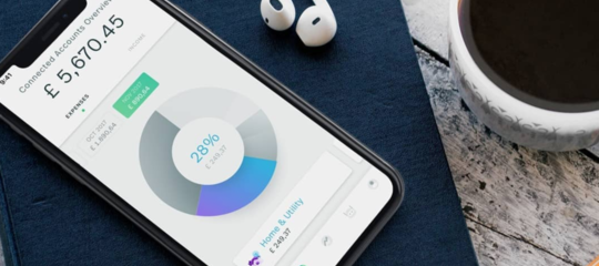 Come funziona Oval Pay, la carta di debito per risparmiare