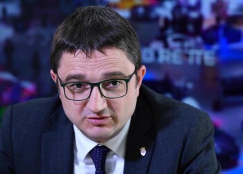 Cooperazione, giunta fissa nuovi criteri