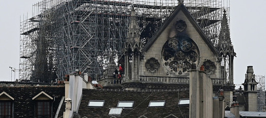 croce reliquie incendio notre dame