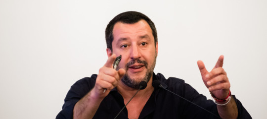 ultras ajax fermati salvini