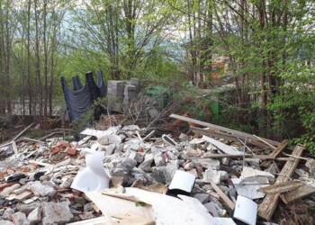 Discarica sequestrata a Trento, 100 tonnellate di rifiuti