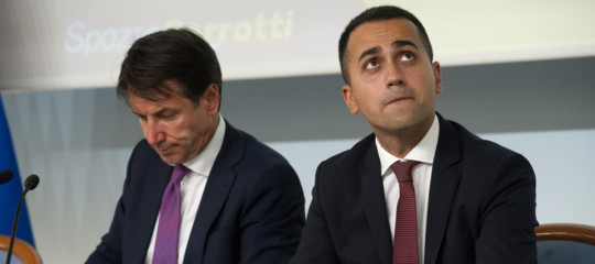 Dl crescita: approvato dal Cdm ‘salvo intese’, non c’è norma su truffati da banche