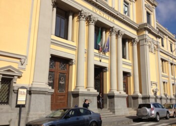 Ex on. Galati indagato, concorso mafia
