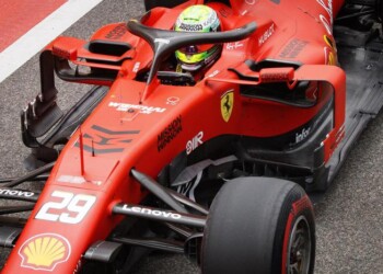 F1: grande esordio Schumi Jr in Ferrari