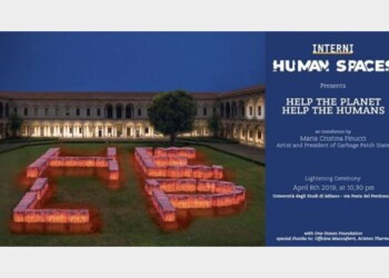 Garbaghe Patch State,il grido “Help” dal Cortile d’onore a Milano