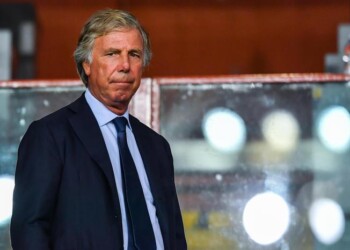 Genoa, assemblea tifosi contro Preziosi