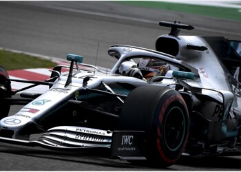 Gp Cina: via regolare, Hamilton avanti
