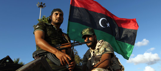 Haftar ordina di marciare su Tripoli. Cosa sta succedendo in Libia