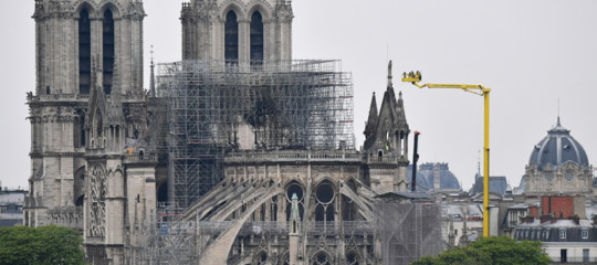 notre dame ricostruzione legno