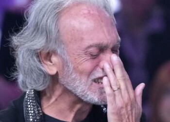 “Io e Karin non ci lasceremo mai”, Fogli scoppia a piangere 