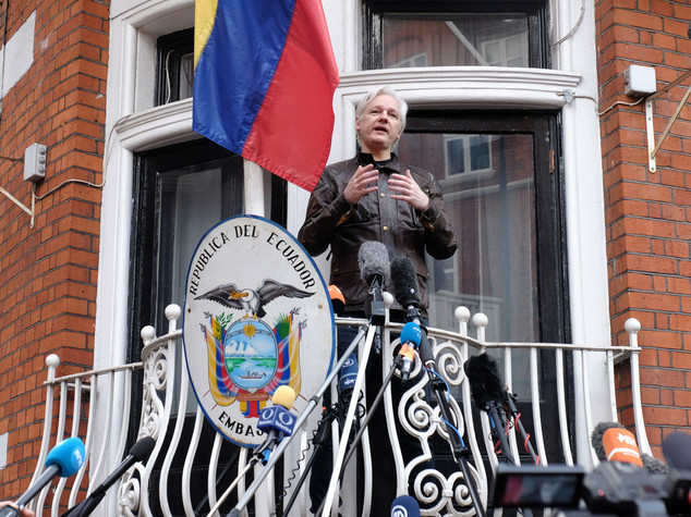 WikiLeaks Assange cacciato ambasciata Ecuador