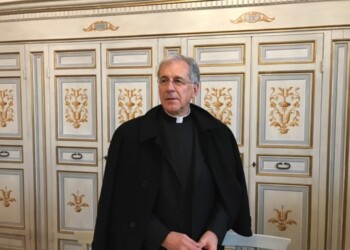 Lavanda piedi in carcere vescovo Spoleto