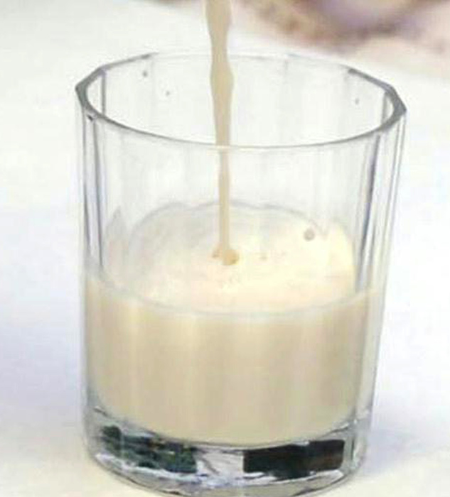 Made in Italy: Centinaio, lavoriamo su latte 100% italiano