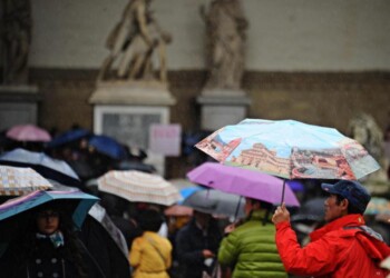 Maltempo: Toscana codice giallo, pioggia