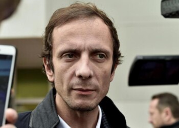 Migranti: Fedriga a associazioni, pagatevi l’accoglienza