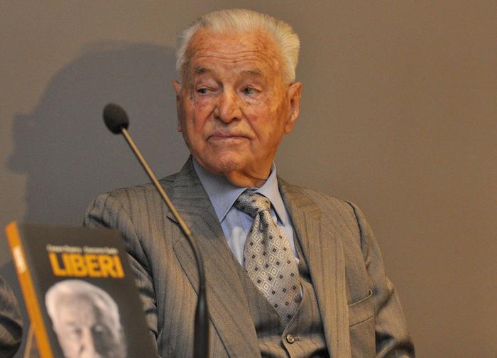 Morto Cesare Dujany, politica in lutto