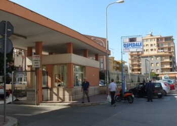 Sfregiata al viso da ex fidanzato a Gela