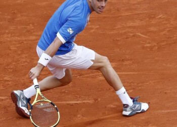 Tennis: Montecarlo, Cecchinato avanza