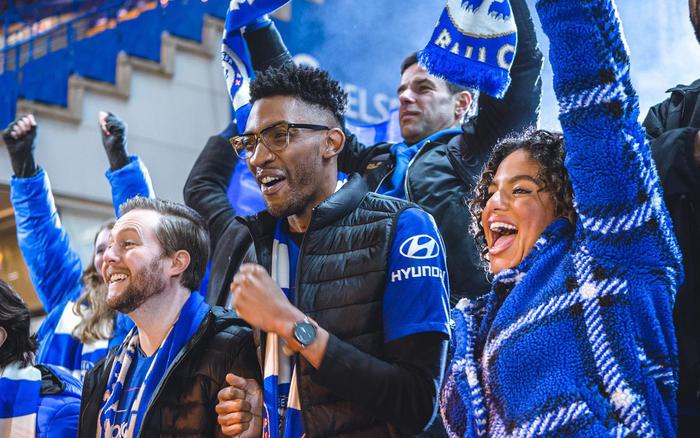 Tifosi, sponsor e i comportamenti online